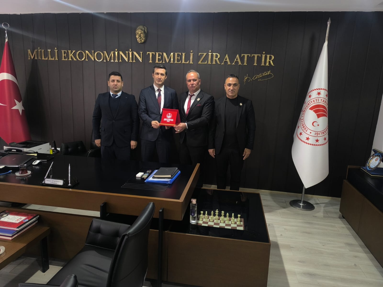 TÜGŞAV IĞDIR ŞUBE BAŞKANI HAMZA KARAKUŞ, İL MÜDÜRÜMÜZE ZİYARETTE BULUNDU