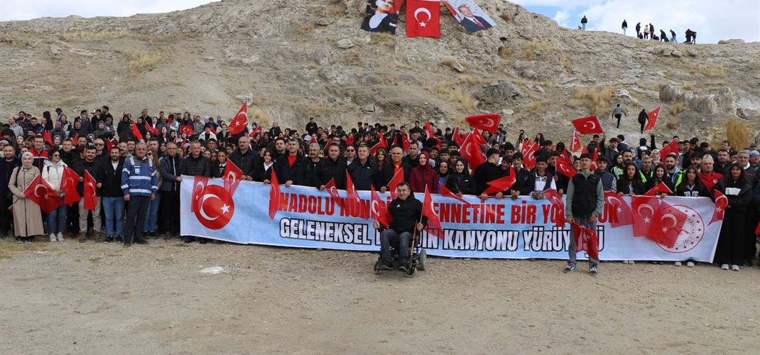 3. DİYADİN KANYONU YÜRÜYÜŞÜ GERÇEKLEŞTİRİLDİ